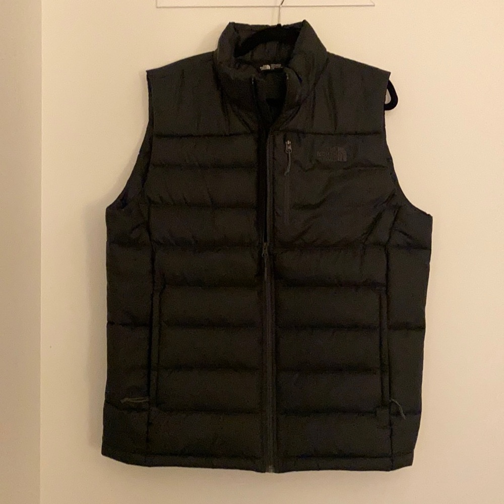 Mens north face vest all black
